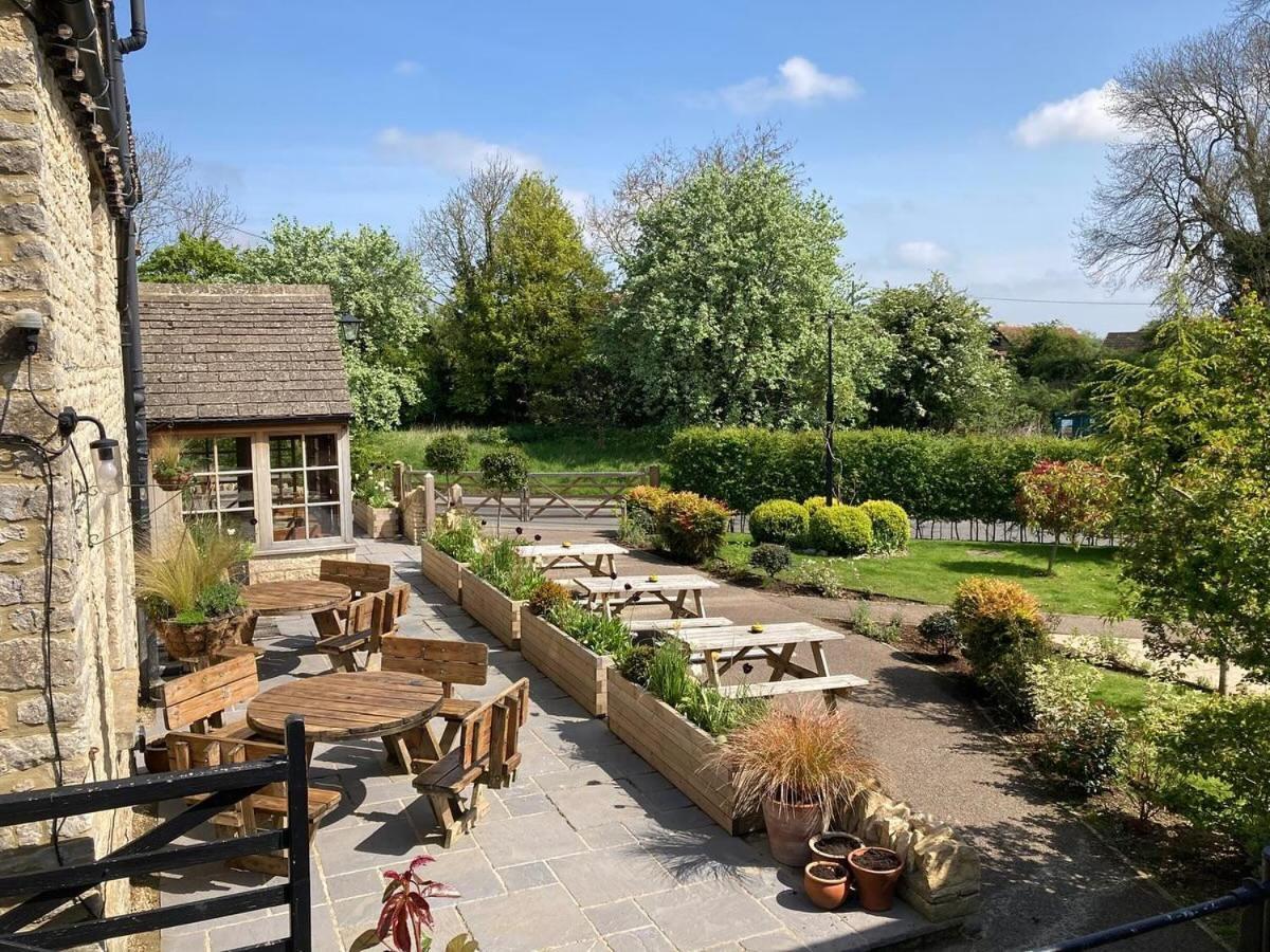 Killingworth Castle Hotel Woodstock Exterior foto